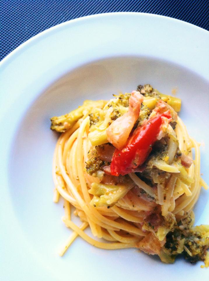 553305_679467752174123_7276543015765943223_n